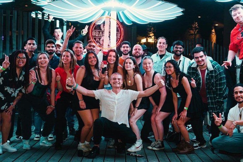VIP Group Clubbing Experience with the West Coast Party Crawl 2