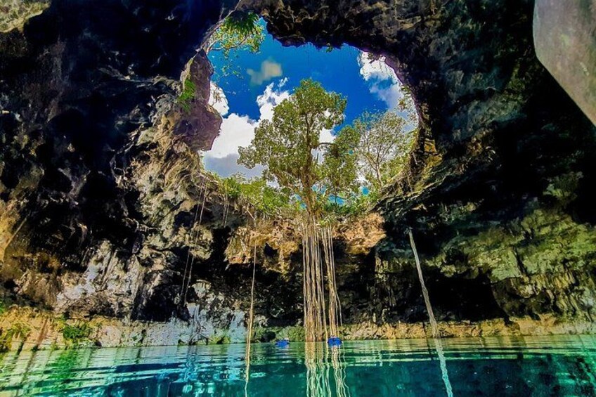 Tour to the Cenotes of Santa Bárbara and Acanceh 1