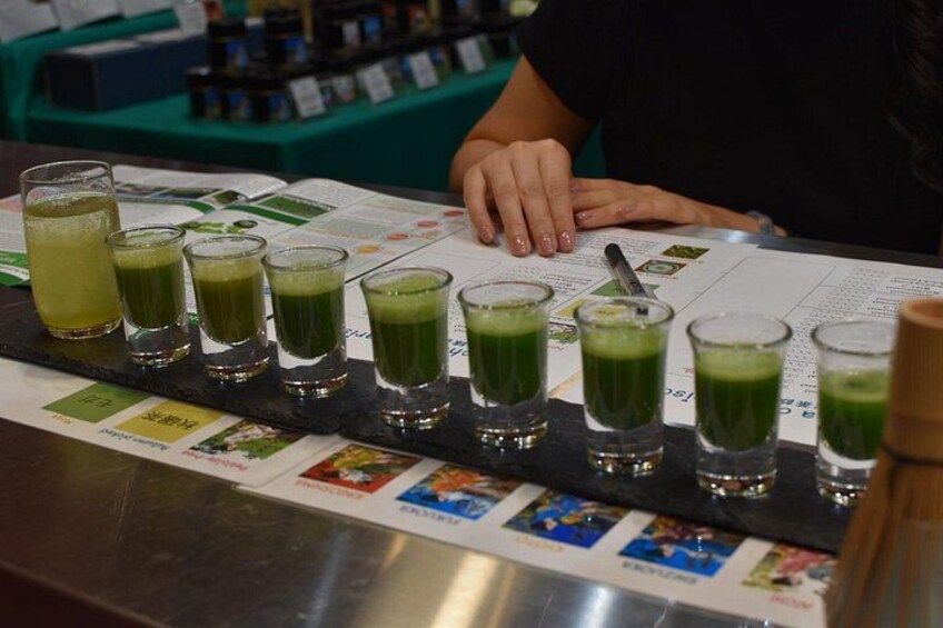 Matcha Making Experience and Matcha Comparison in Tokyo 3