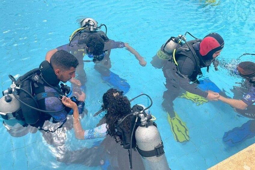 PADI Advanced Open Water Course Aqaba Jordan 1