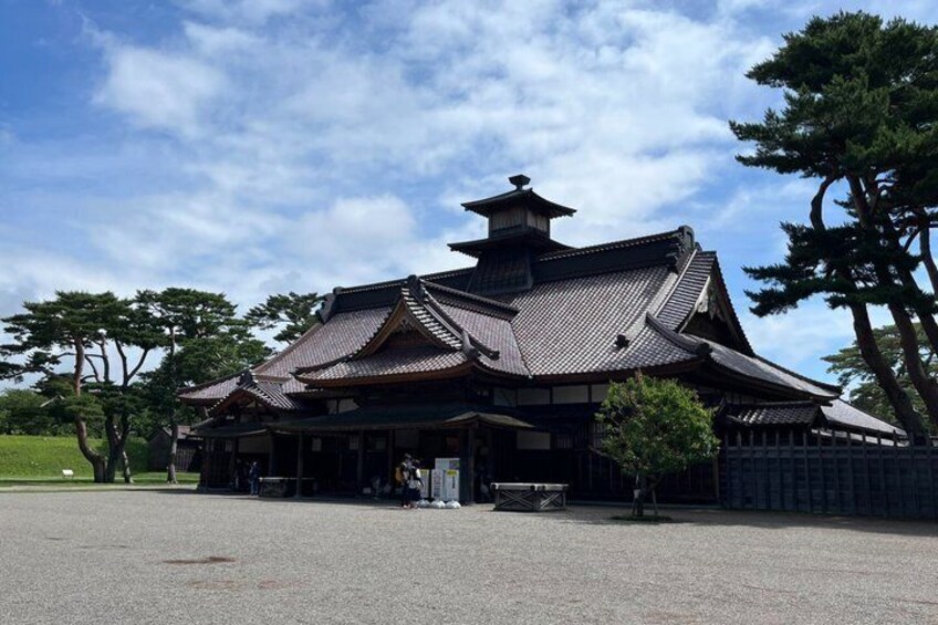 Hakodate Exploration Tour with Private Guide 2