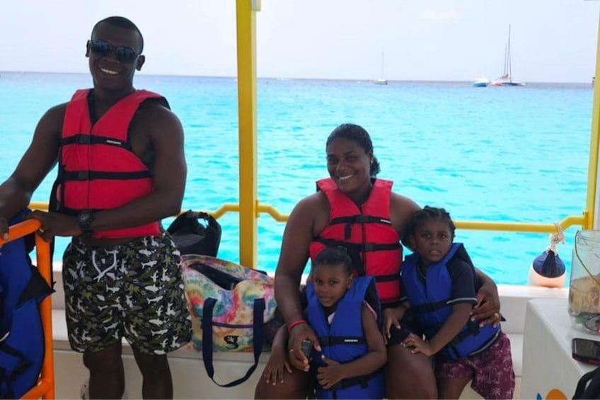 Barbados Glass Bottom Boat Cruise and Snorkeling 3