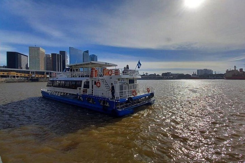 Sailing on the Rio de la Plata Postcards from Buenos Aires 4