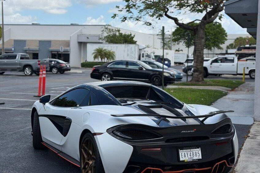 Exotic Supercar Test Driving Experiences in Denver Colorado 2