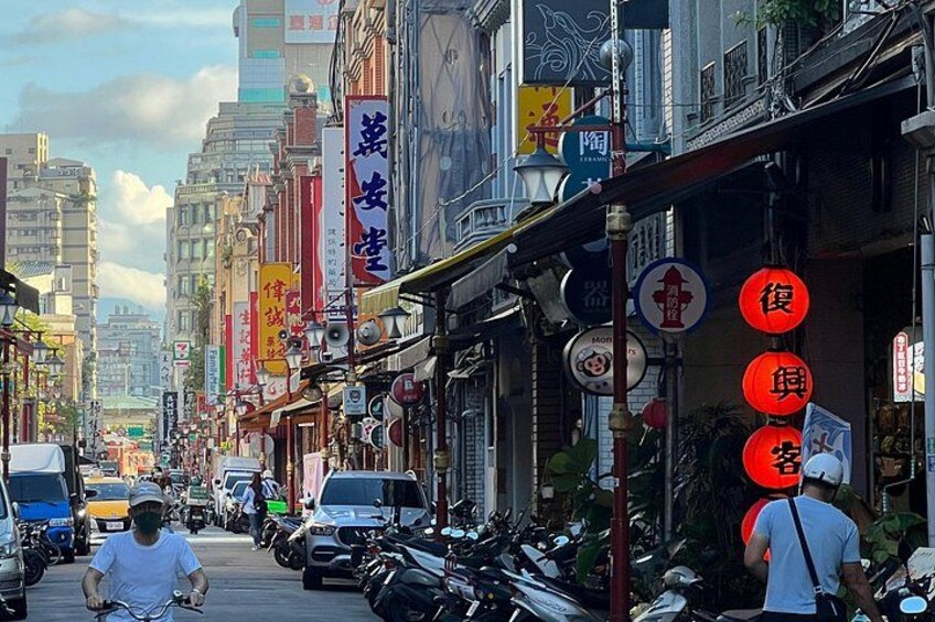 Dihua Street 3