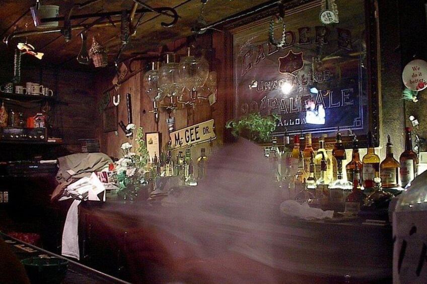Pensacola Walking Ghost Tour With Ghost Hunting Equipment 5