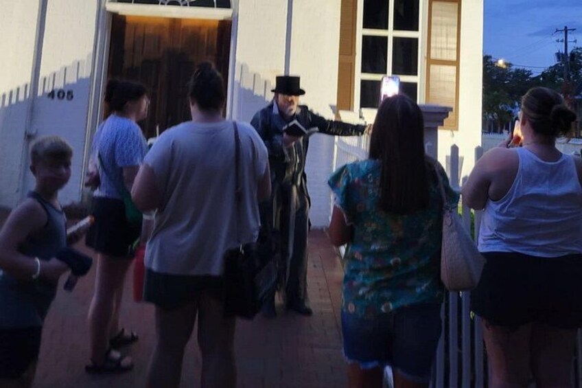 Pensacola Walking Ghost Tour With Ghost Hunting Equipment 3