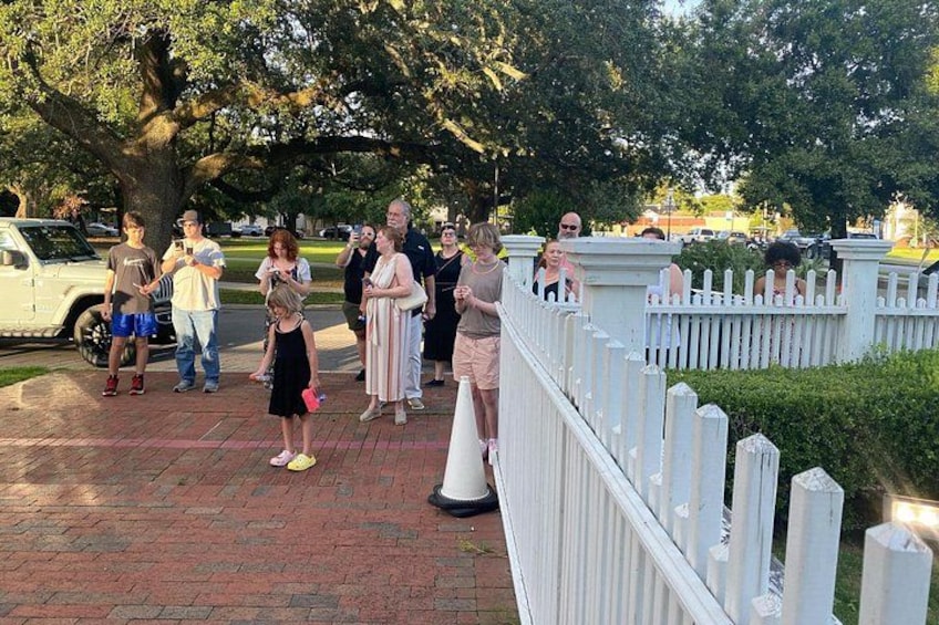 Pensacola Walking Ghost Tour With Ghost Hunting Equipment 2