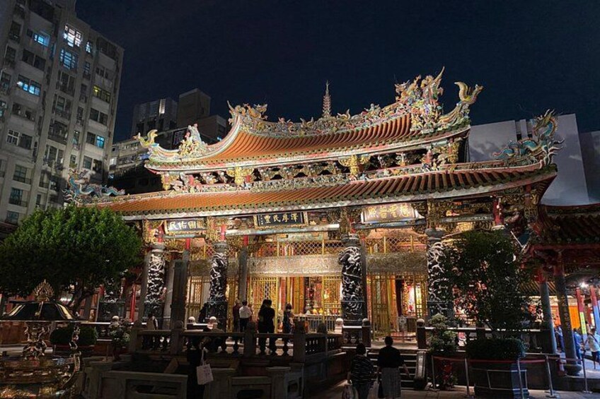 Longshan Temple 2