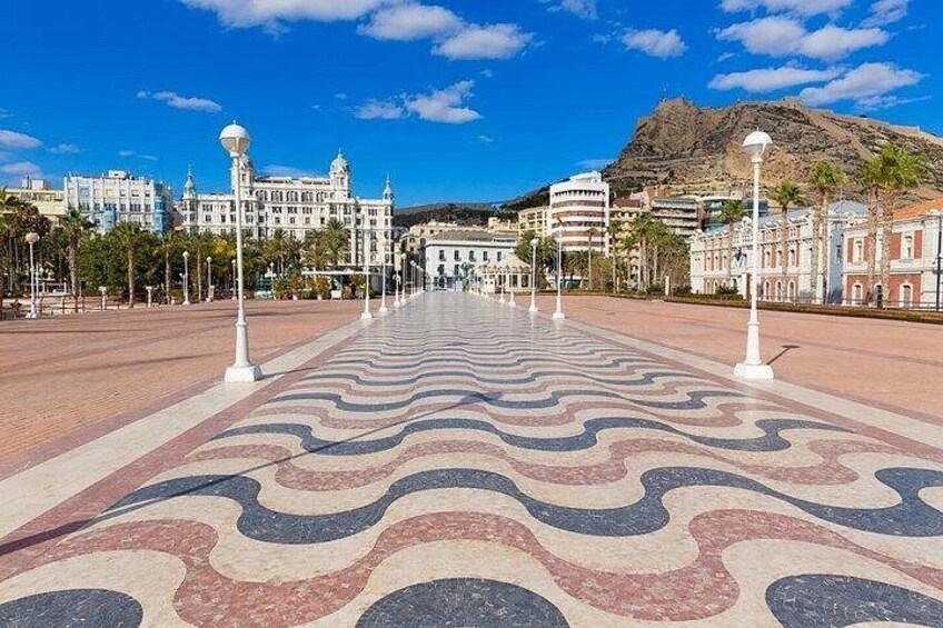 Alicante Must see Attractions Walking Tour With A Guide 3