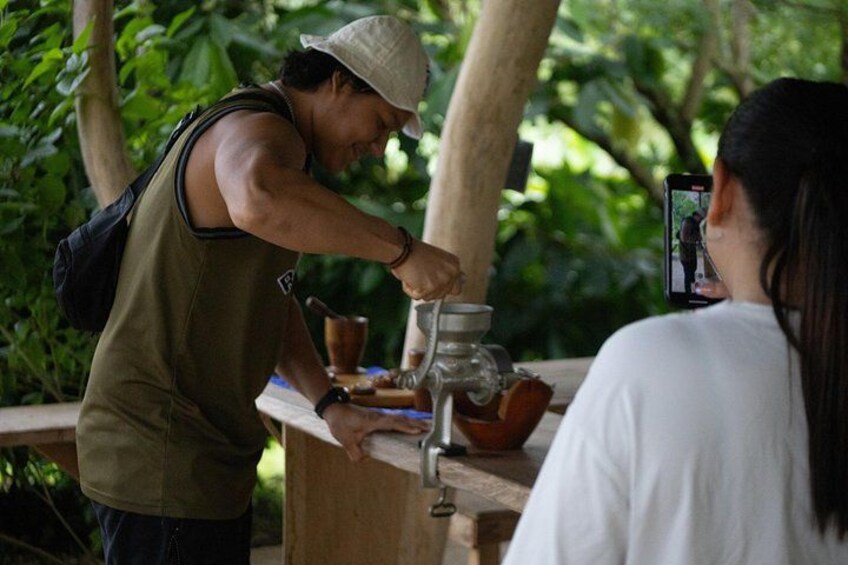 Coffee & Chocolate Tour+Sloths Park & Llanos de Cortez Waterfall 2