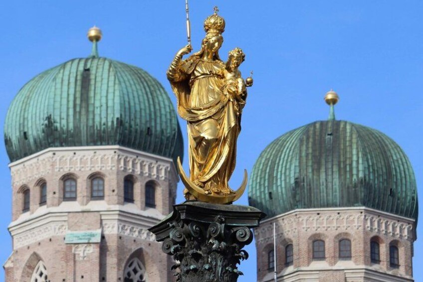 Munich Must-See Attractions Walking Tour with a guide 2