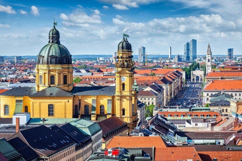 Munich Must-See Attractions Walking Tour with a guide 4