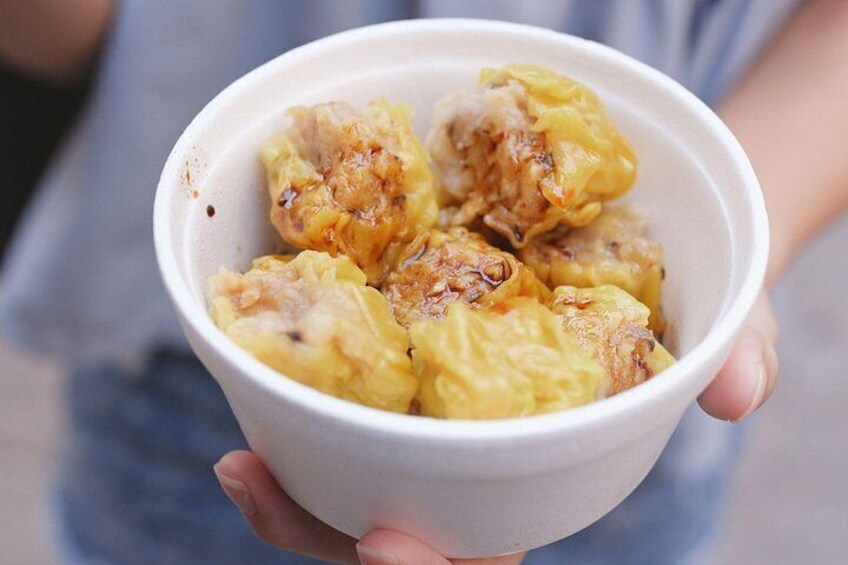 Best Street Food Tour With a Local Guide in Hong Kong 3