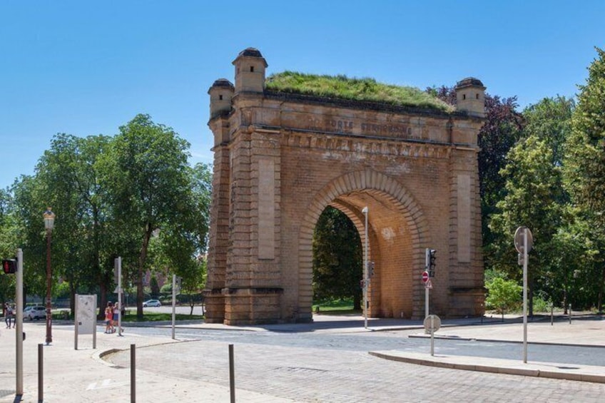 Metz Scavenger Hunt & Highlights Self-Guided Walking Tour 4