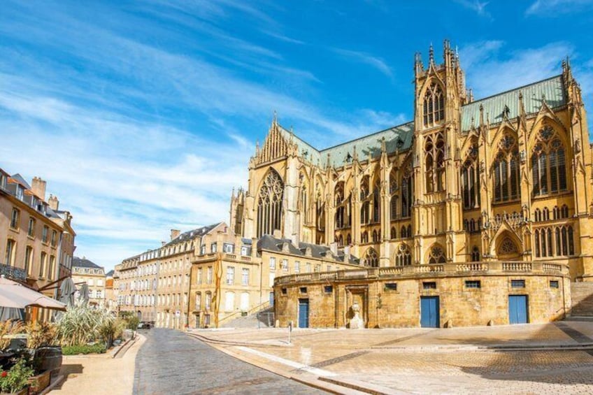 Metz Scavenger Hunt & Highlights Self-Guided Walking Tour 2
