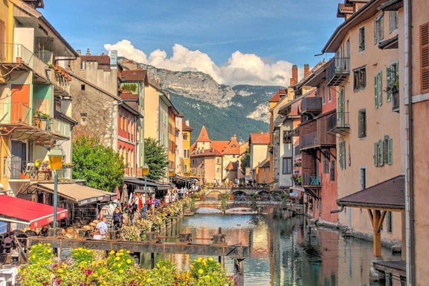 Annecy Scavenger Hunt & Highlights Self-Guided Walking Tour 5