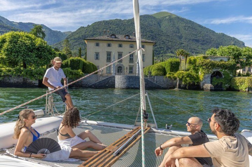 4h Catamaran Tour on Lake Como with Snacks - from Tremezzo 1