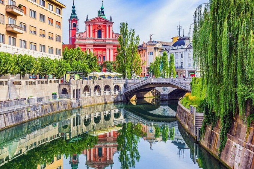 Ljubljana Scavenger Hunt & Highlights Self-Guided Walking Tour 1