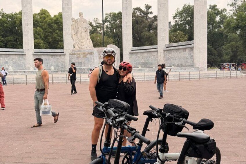 Private Ebike Tour in Chapultepec Forest in CDMX 4