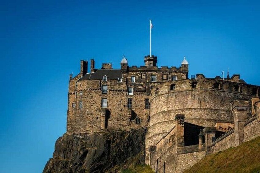 Scottish Borders Road Trip Guidebook-Edinburgh, Melrose & Rosslyn 2