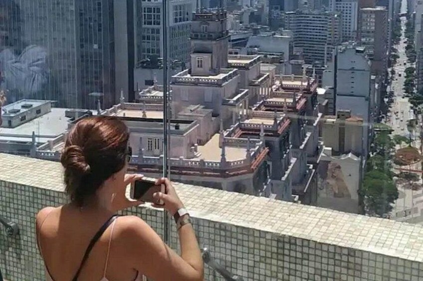 Visit São Paulo with a local guide 2