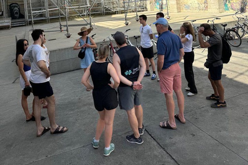 3-Hour E-Bike Immersive Tour of Bordeaux - English Tour 4