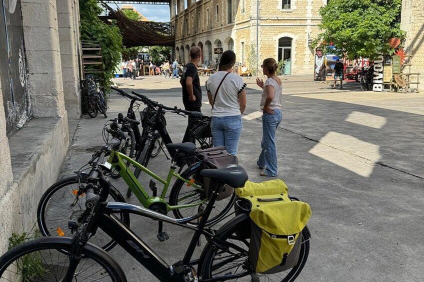 3-Hour E-Bike Immersive Tour of Bordeaux - English Tour 3