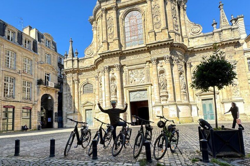 3-Hour Bordeaux E-Bike Tour in English by Monsieur Bacchus 2