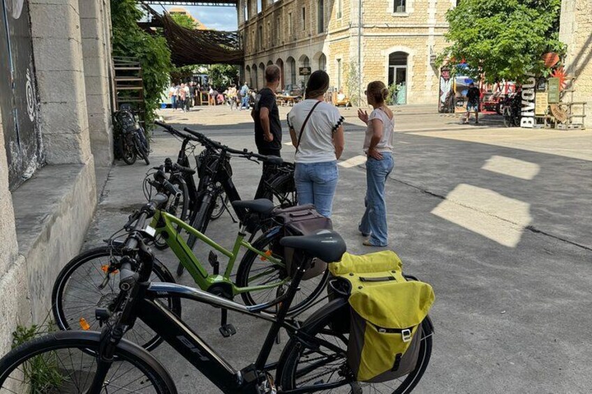 3-Hour E-Bike Immersive Tour of Bordeaux - English Tour 2