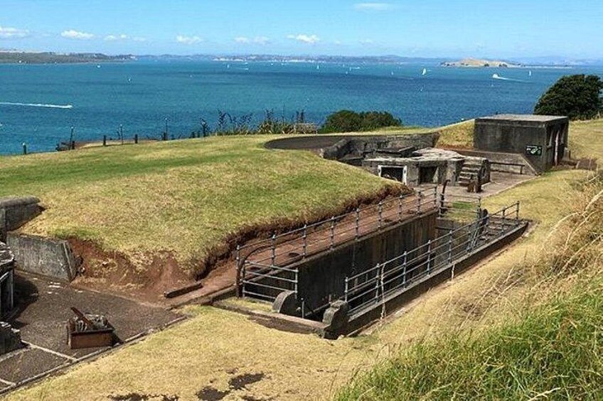 Auckland Natural Caves and Tunnels Private VIP Tour 2