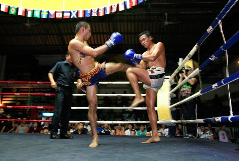 Real Muay Thai Boxing Show at Rajadamnern Stadium