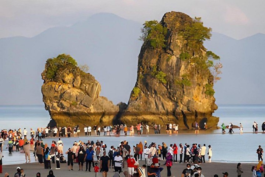 tg rhu beach 5