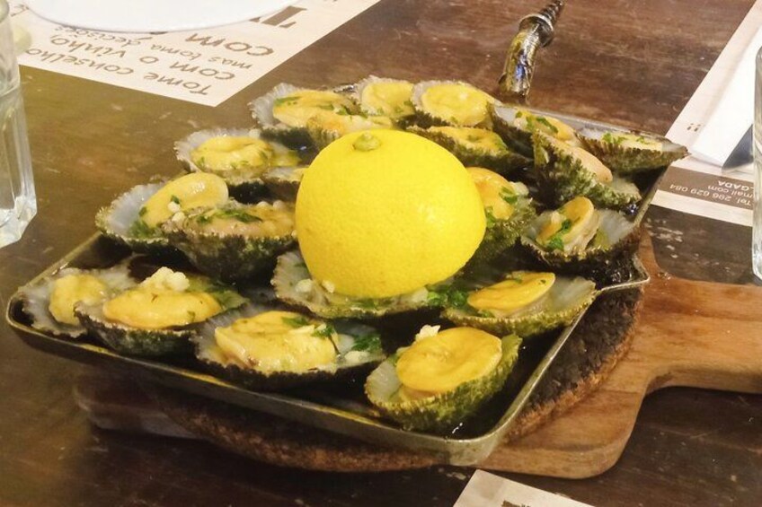 Regional food experience in small group Ponta Delgada 4