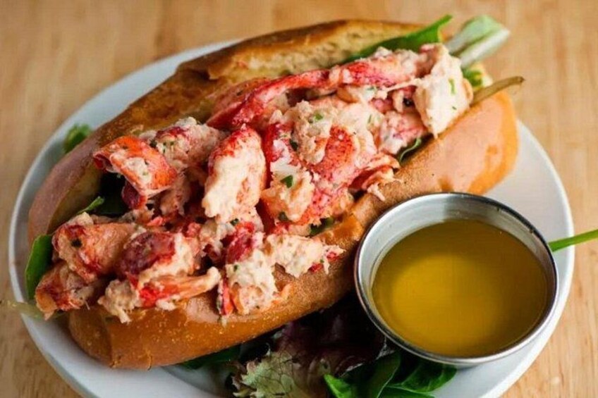 Best Boston Street Food Tour with 4+ Tastings 2
