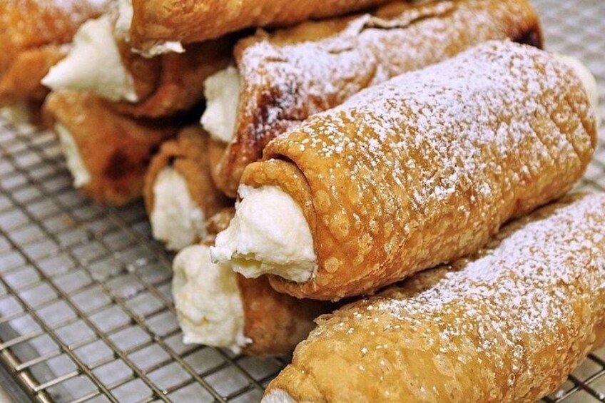 Best Boston Street Food Tour with 4+ Tastings 1