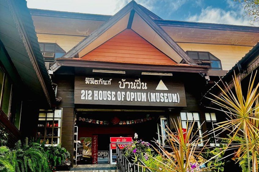 Chiang Rai: Discover 7 Must-See Spots & Lunch Buffet 4