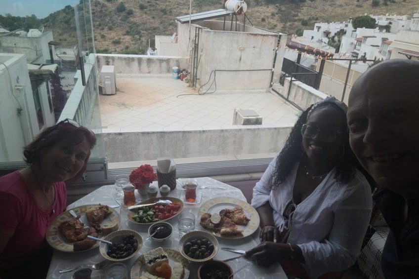 Cook, Sip & Dine with a Local Couple in Bodrum 4