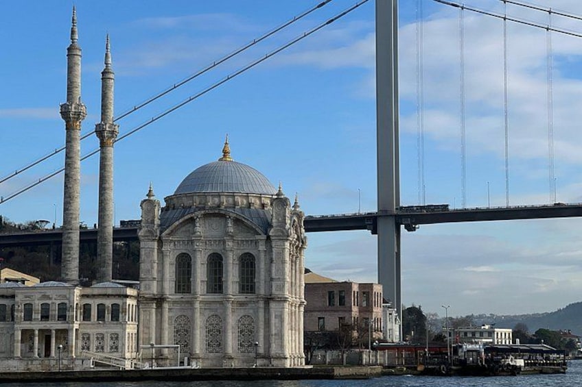 Bosphorus Cruise 2-3 Hour Cruises with Optional Asia Stop & Meal 1