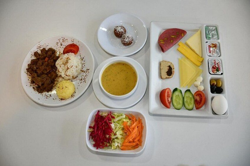 Bosphorus Cruise 2-3 Hour Cruises with Optional Asia Stop & Meal 3