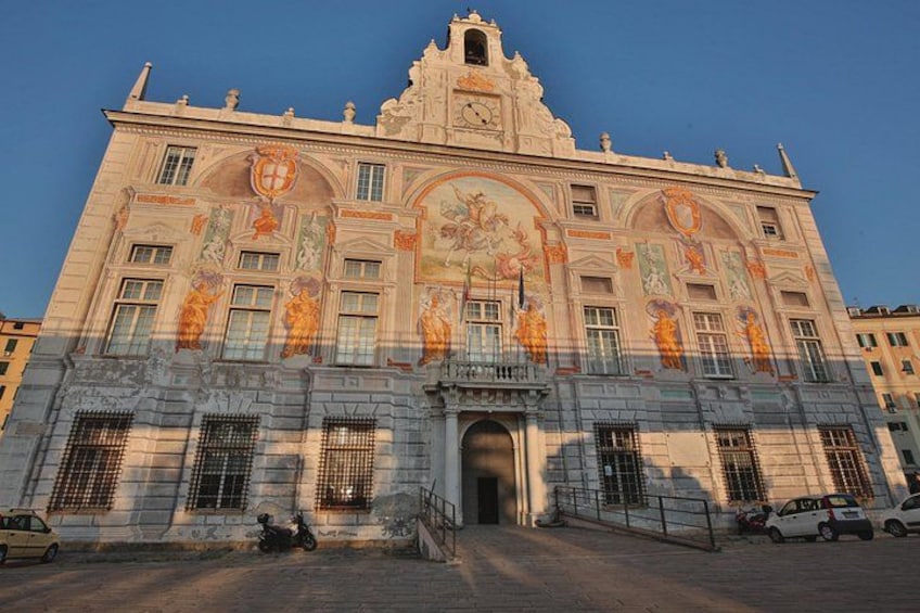 Uncover frescoed palaces 3