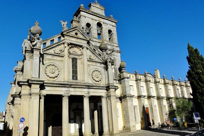 Private Full Day Tour Évora and Vila Viçosa 3