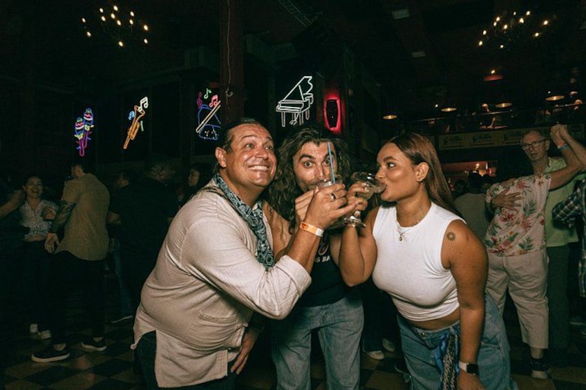 Saturday Night Bar Crawl in Cali, Colombia 2