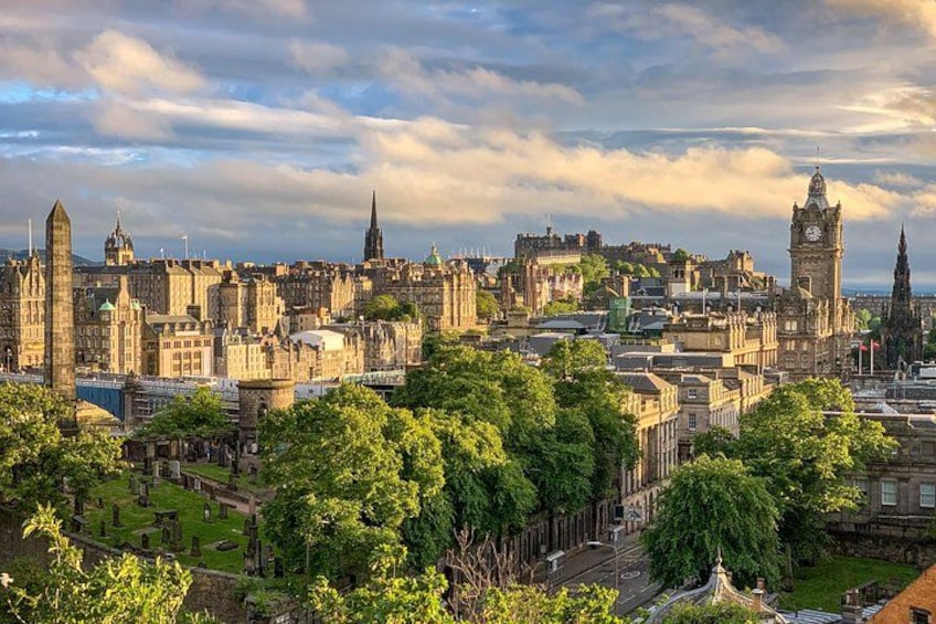 Edinburgh: City Walk Audio Guide in 7 Languages on your Phone 5