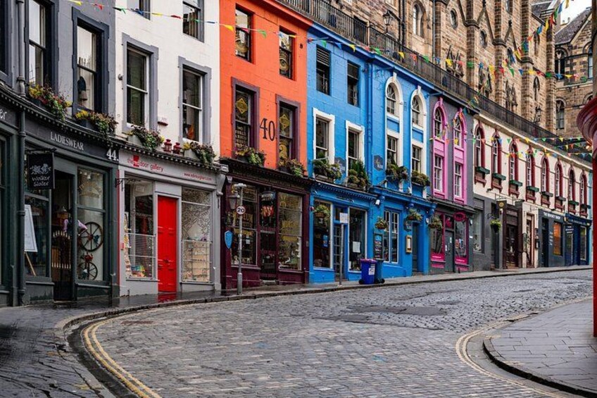 Edinburgh: City Walk Audio Guide in 7 Languages on your Phone 2