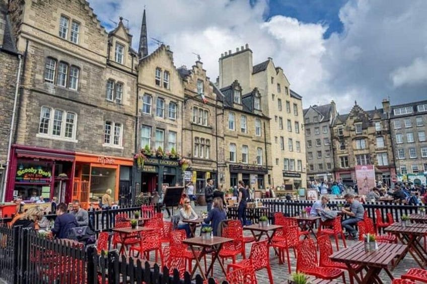 Edinburgh: City Walk Audio Guide in 7 Languages on your Phone 2