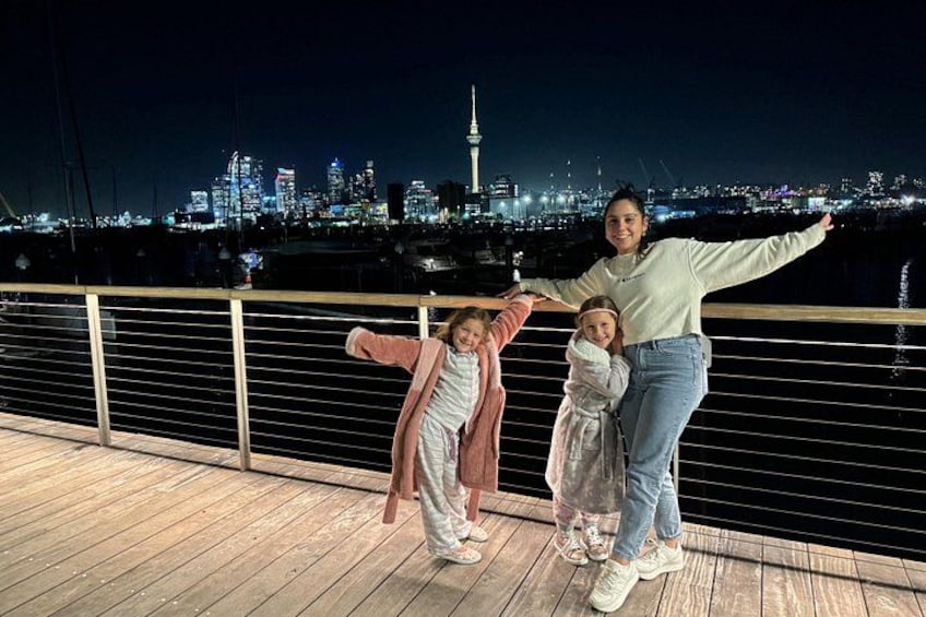 Private Night Tour of Auckland, Sky Tower Dinner, Bridge & Museum 1