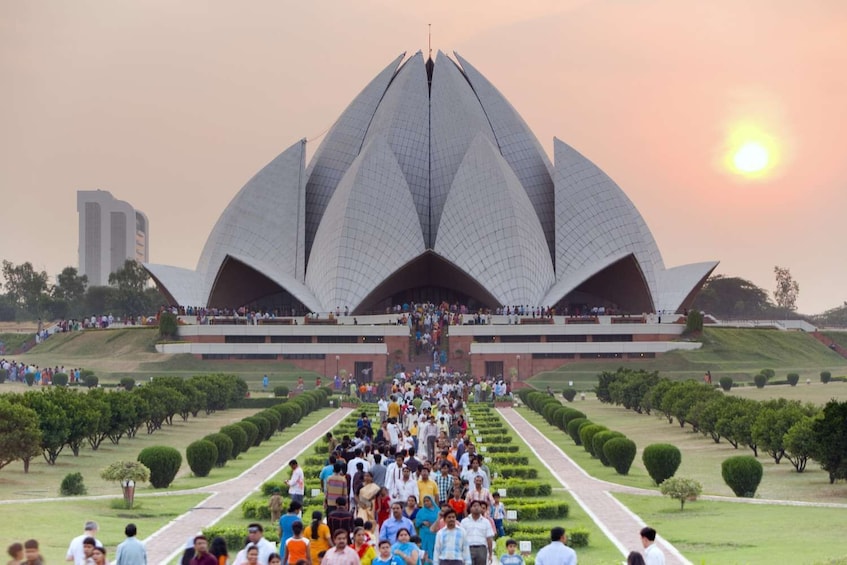 5-Day Golden Triangle Tour with Bharatpur Bird Sanctuary & SOS Elephant 4