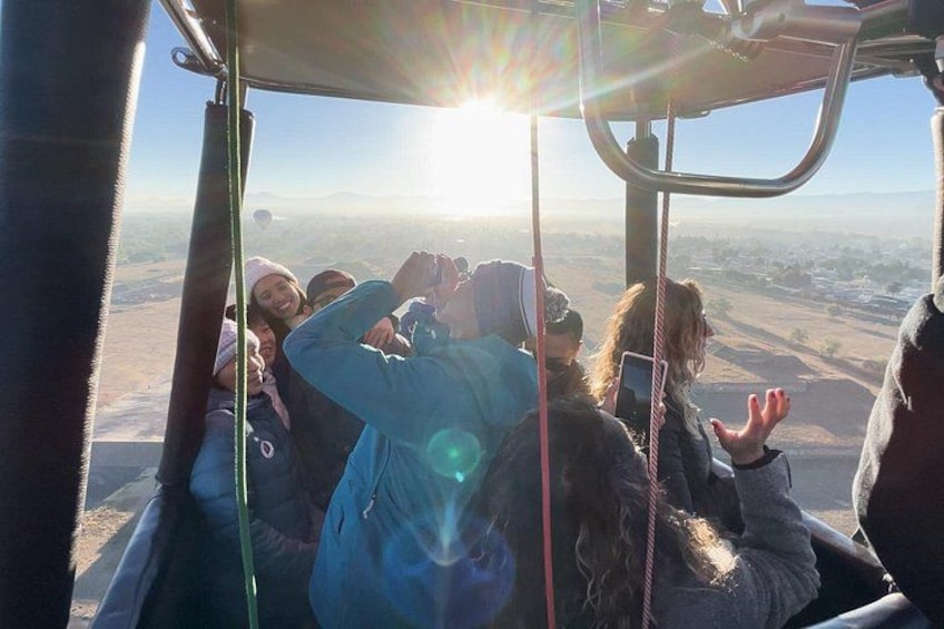 Teotihuacan Balloon Ride with Cave Breakfast & Transportation 2
