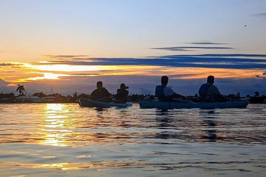 Family https://media-cdn.tripadvisor.com/media/attractions-splice-spp-720x480/r/32/84/e3/9c/caption.jpgsunset 4